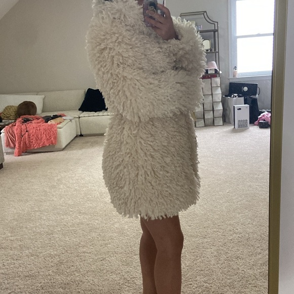 Staud furry coat. Xs-S - Picture 13 of 13